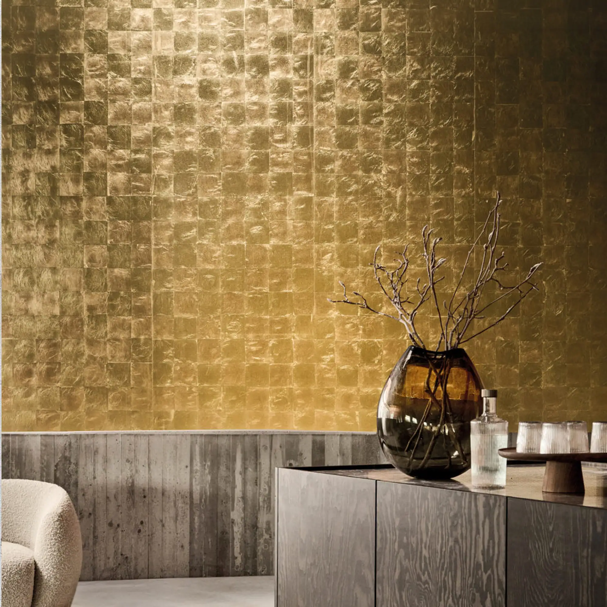 Elegant Jacksonville interior with decorative wallpaper
